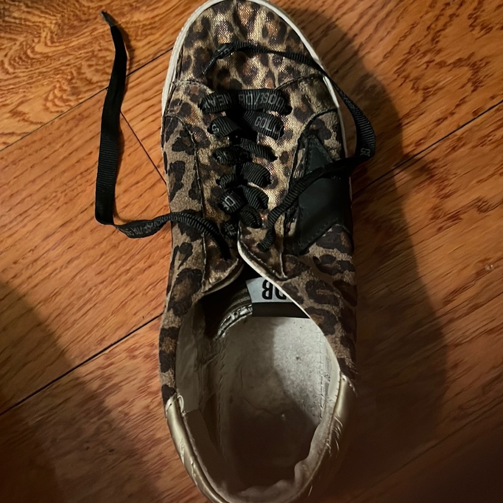 Cheetah golden goose